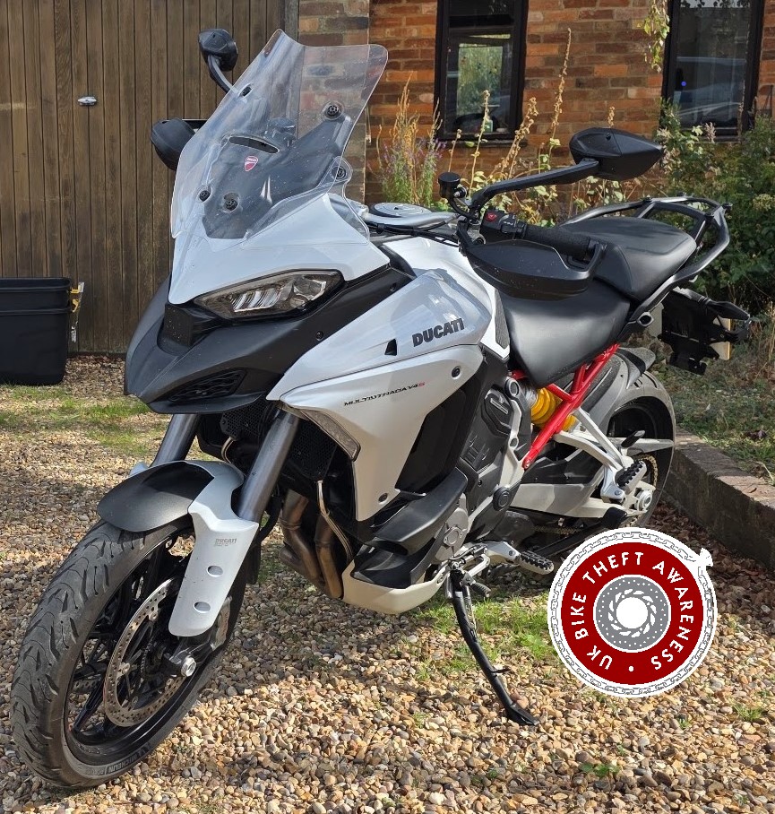 STOLEN – MILTON KEYNES – DUCATI MULTISTRADA V4S – WHITE – REG: OV22 ZTB – VIN:ZDM6A00AANB004053 – CRIME REF:43260530229